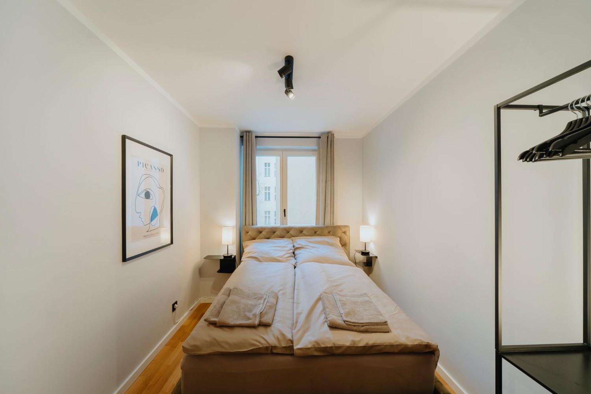 Luxurious 105m2 Penthouse In Prime Location 4 Bedroms & Balcony *