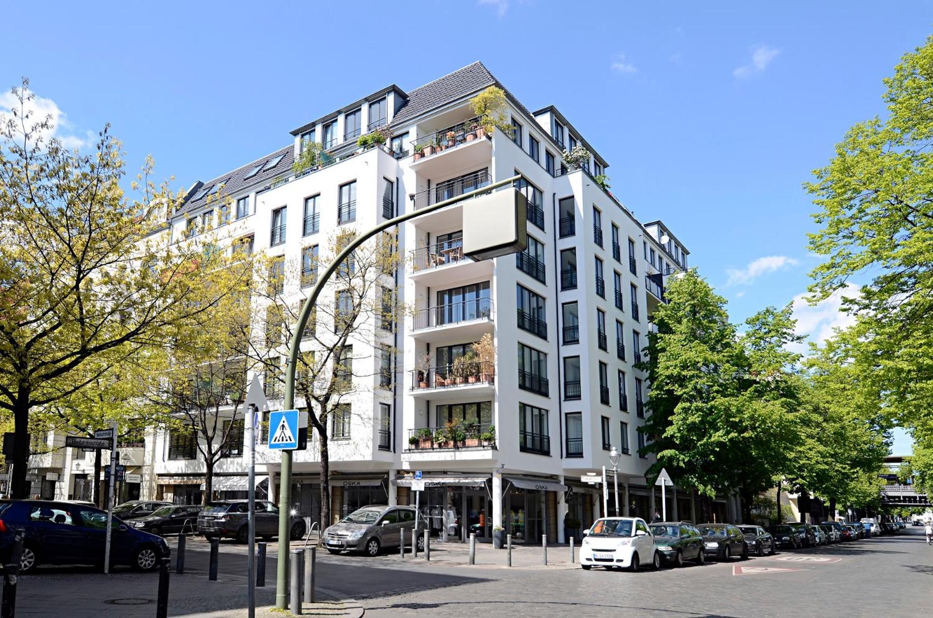 Luxurious 105m2 Penthouse In Prime Location 4 Bedroms & Balcony * Berlijn